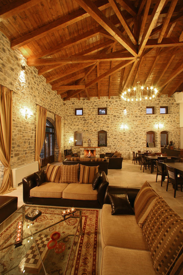 Arhontiko Parnona Otel Karyes Dış mekan fotoğraf