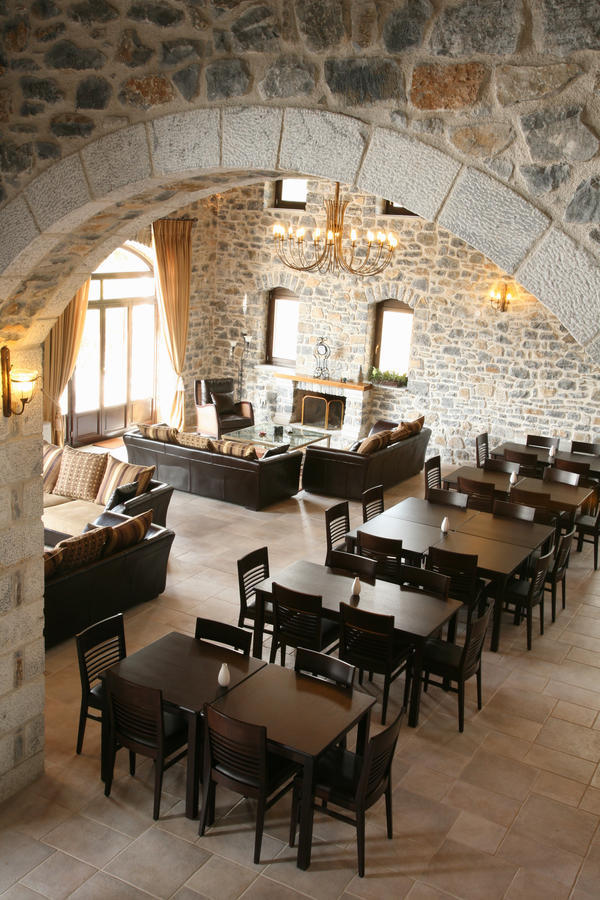 Arhontiko Parnona Otel Karyes Dış mekan fotoğraf