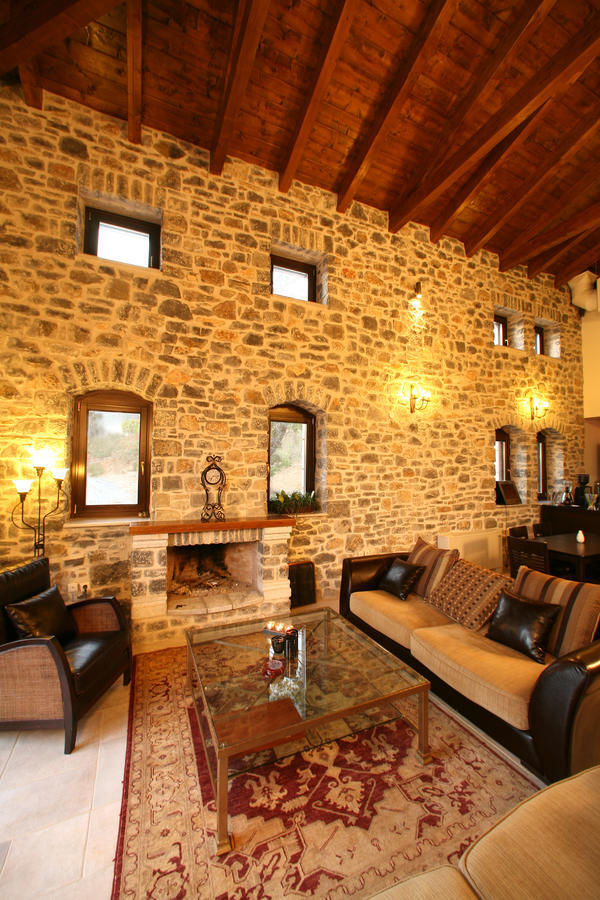 Arhontiko Parnona Otel Karyes Dış mekan fotoğraf