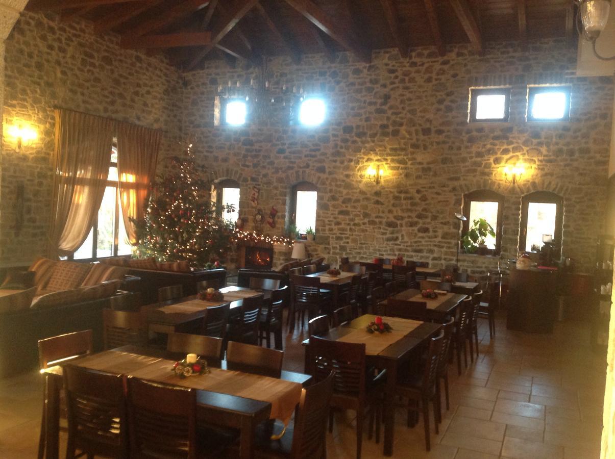 Arhontiko Parnona Otel Karyes Dış mekan fotoğraf