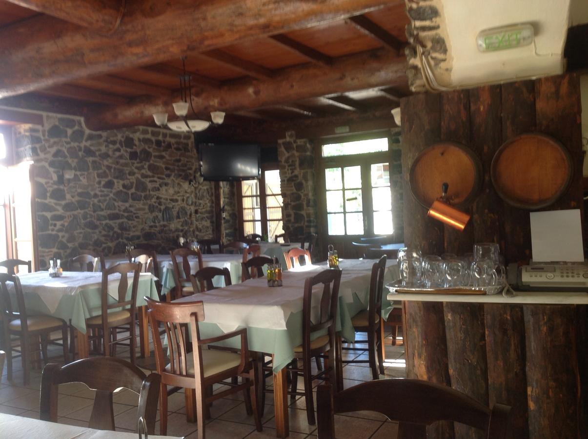 Arhontiko Parnona Otel Karyes Dış mekan fotoğraf